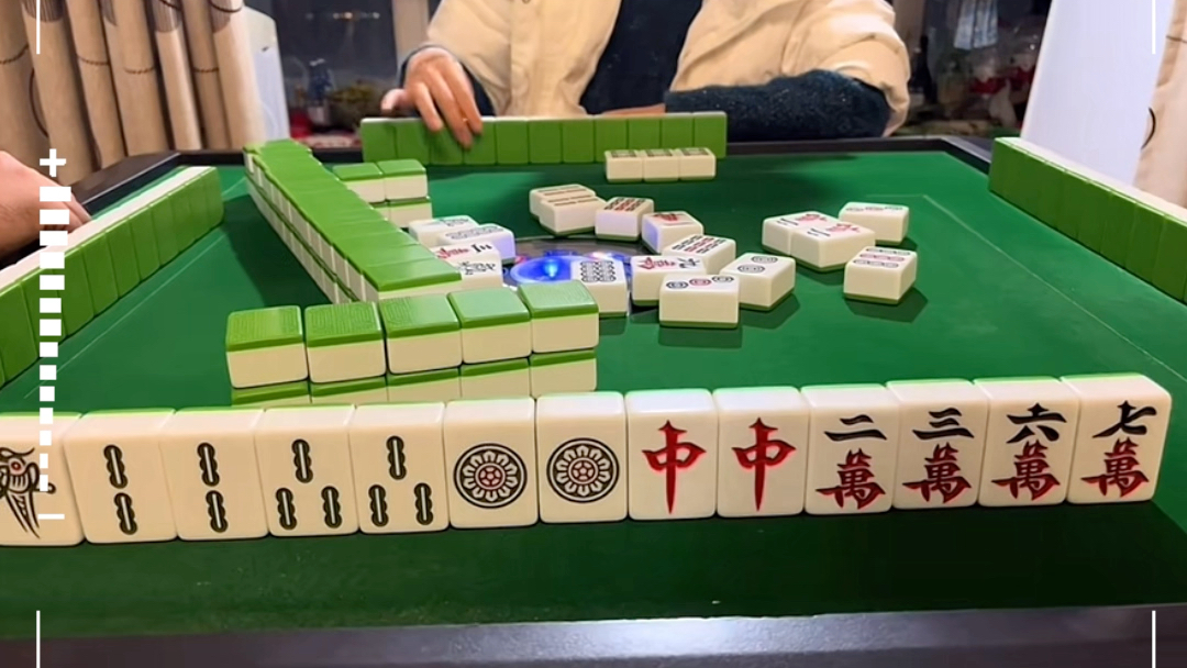 可用版本“66红中麻将外卦神器下载安装!辅助神器插件下载