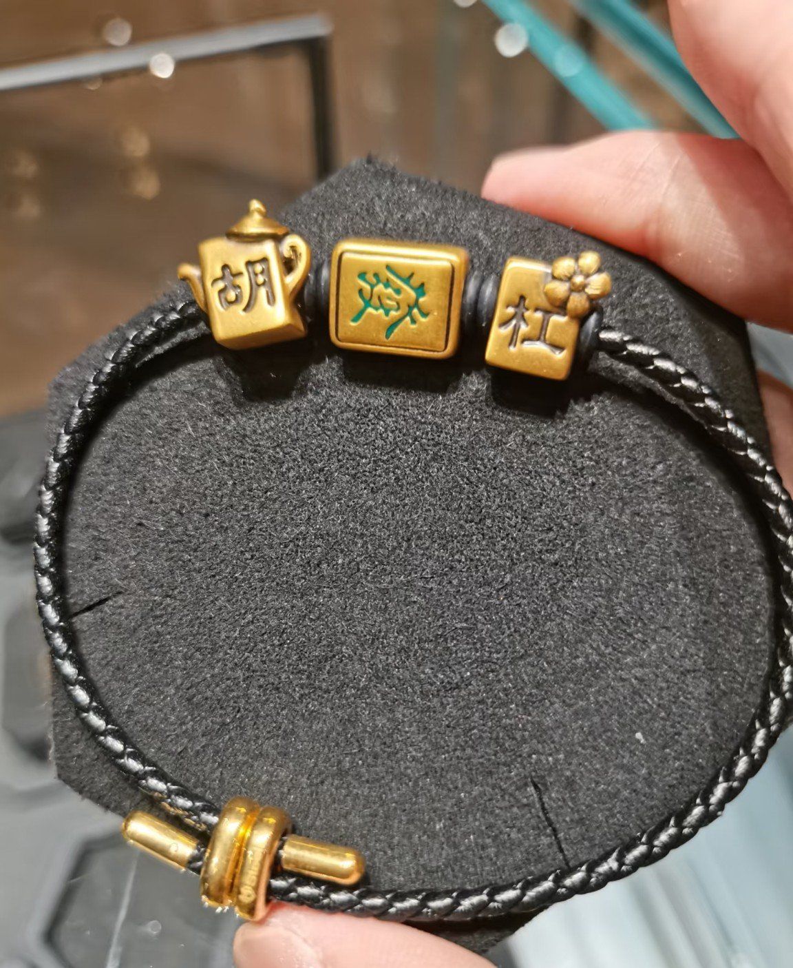 推荐一款“雀神广东麻将开挂神器通用版	”开挂神器{透视辅助}全揭秘-第1张图片