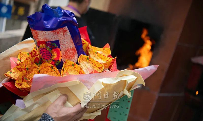 一键操作“今日花牌到底可以开挂吗”开挂辅助详细步骤-第2张图片