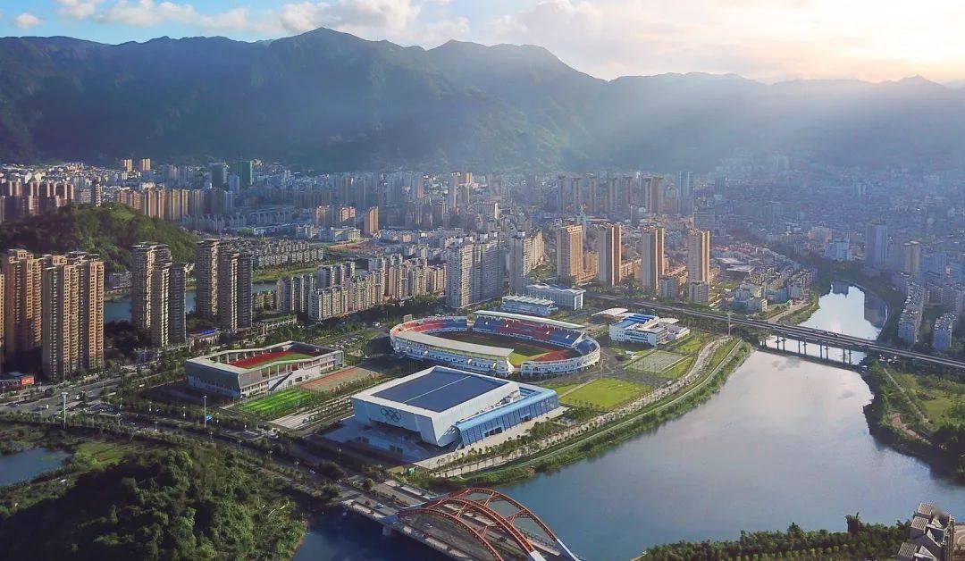 今日教程“一起宁德钓蟹透视器”详细开挂教程-第1张图片