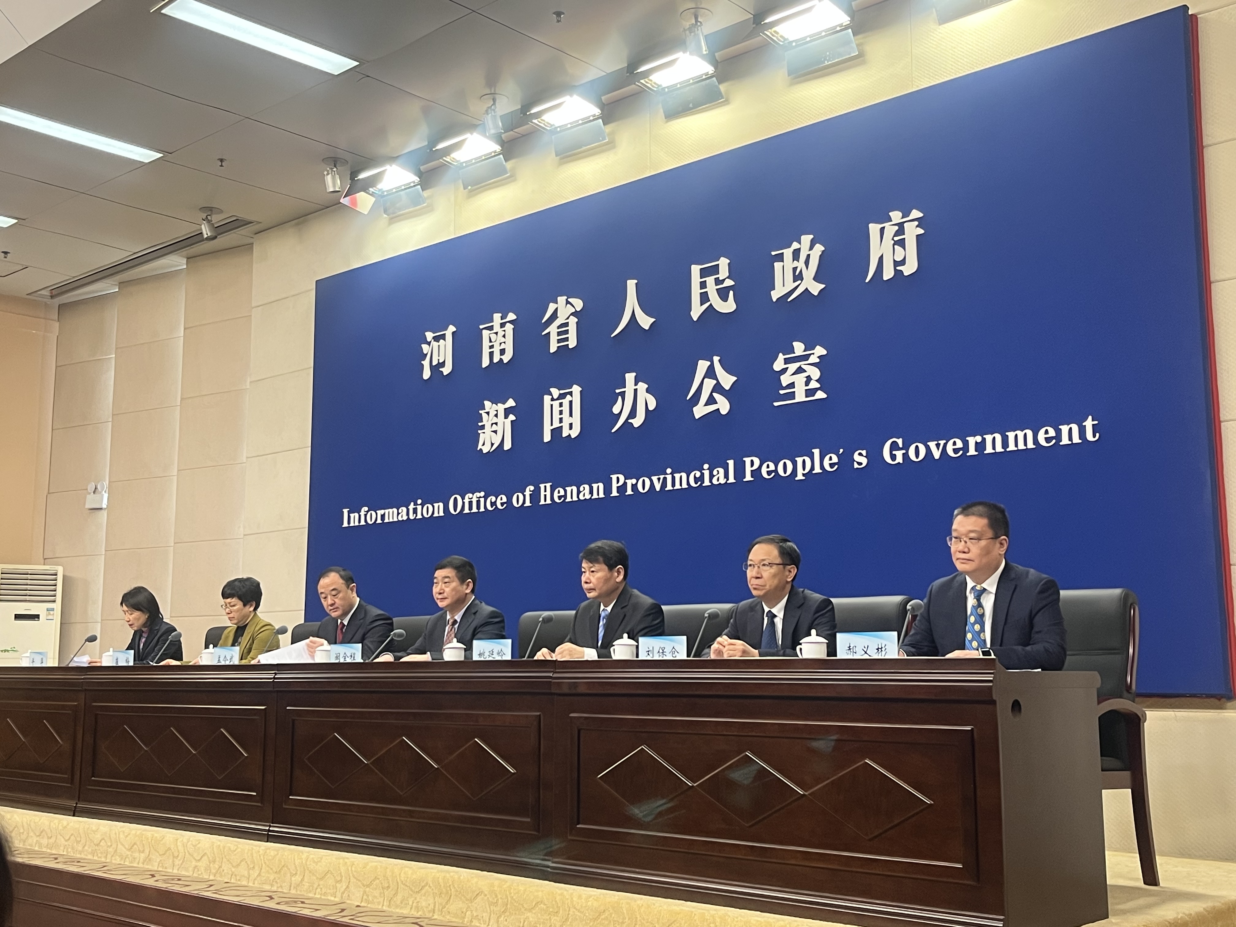 “河南疫情最新数据消息新增” 河南疫情最新数据实时？-第1张图片